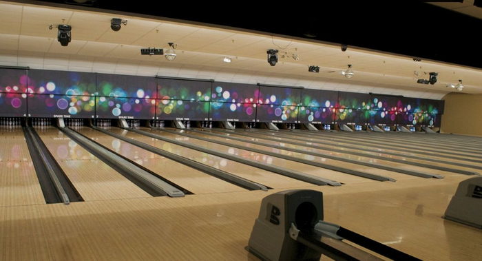 Spare Time Entertainment Center (Holiday Lanes) - Web Listing